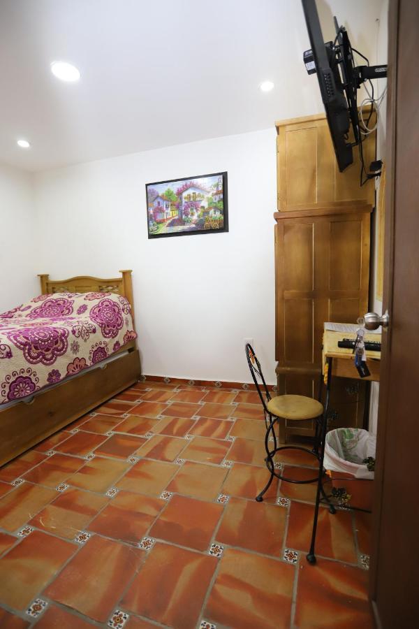 Hotel Boutique Casa Elefante กัวดาลาฮารา ภายนอก รูปภาพ