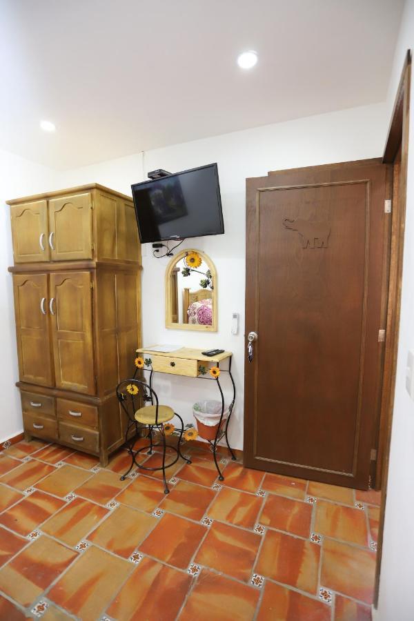 Hotel Boutique Casa Elefante กัวดาลาฮารา ภายนอก รูปภาพ